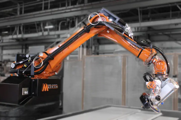 Robo SawJet M Series for stone fabrication 